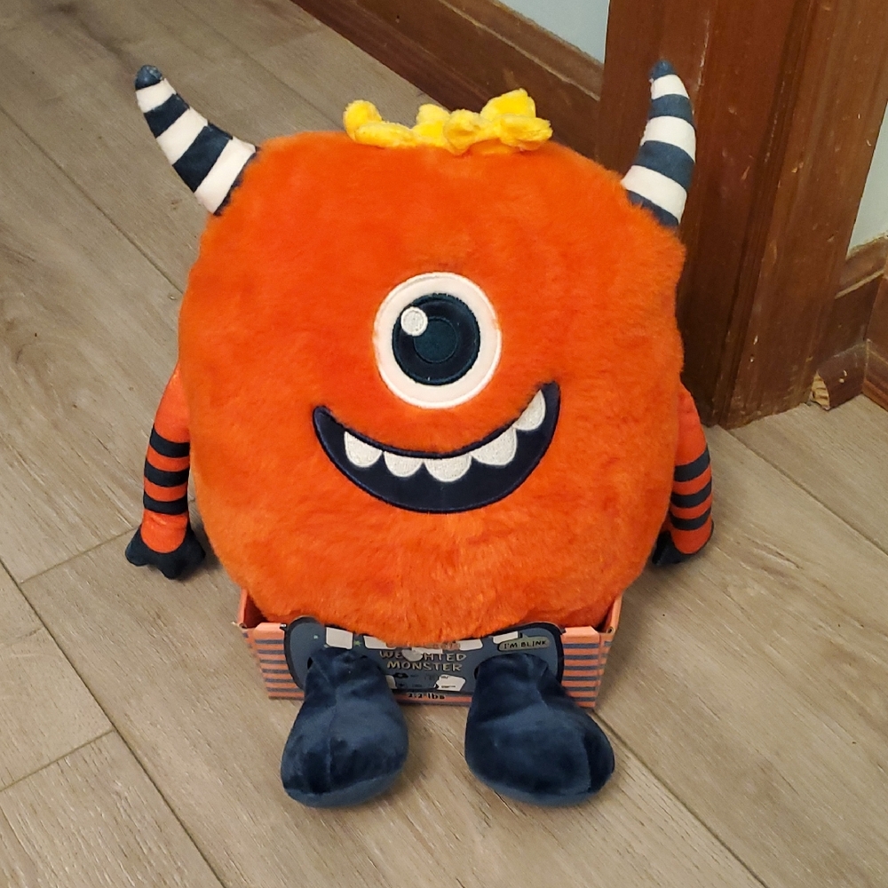 Beastie Buds Weighted Monster I'm Blink